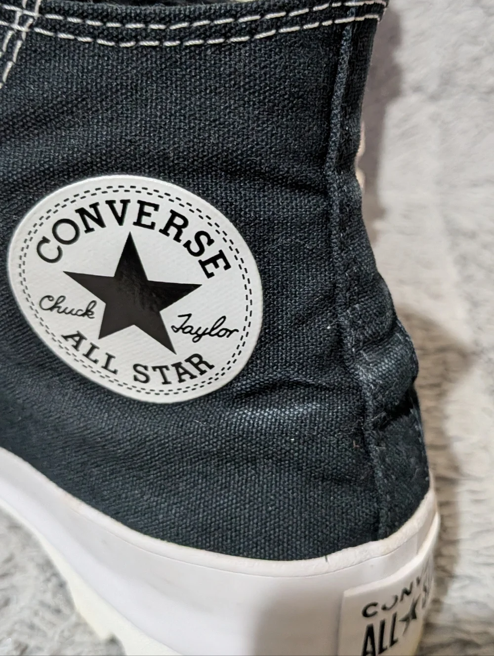 Converse Chuck Taylor All Star Platform High Top - Black and White Women's Size7